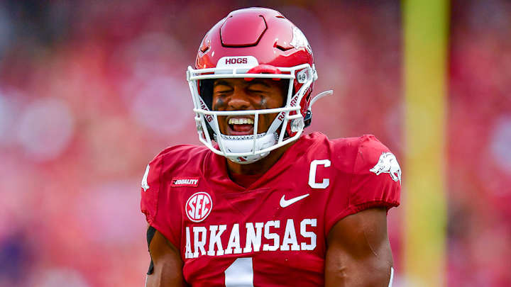 Pair of Hogs on Watch List for Nagurski Trophy