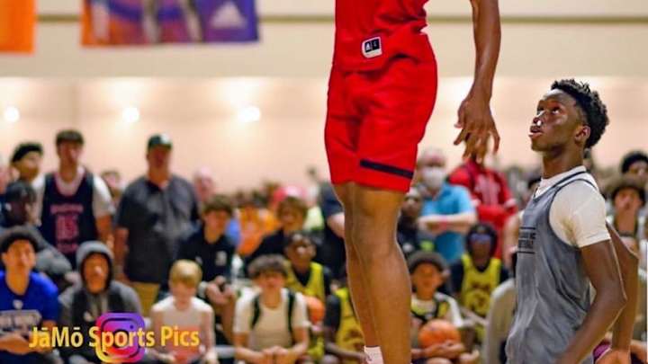 After Trading Cleats for Sneaks, Rakease Passmore’s Stock Is on the Rise