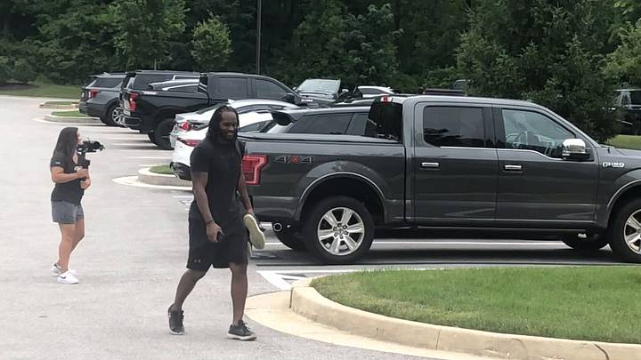 Video: Ravens Vets Arrive for Training Camp