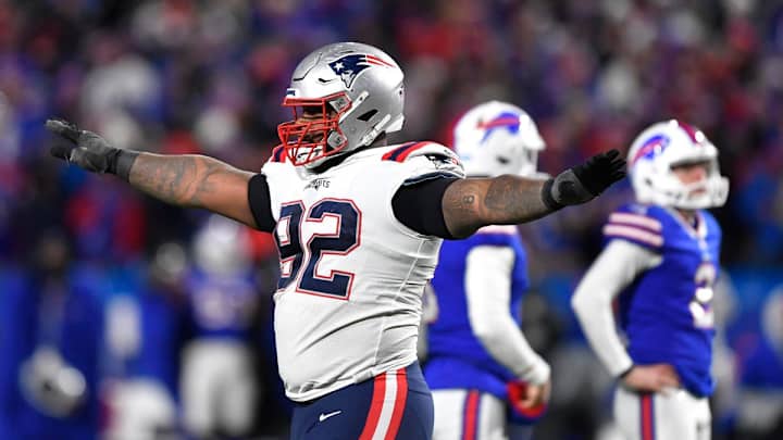 Patriots Sign DL Davon Godchaux To Contract Extension