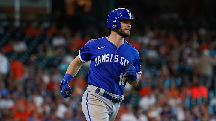 Yankees Acquire All-Star Andrew Benintendi in Trade With Royals