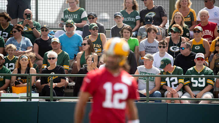 Rodgers Will Miss Not Having ‘That Guy’ at Receiver