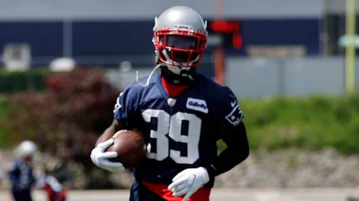 Patriots Training Camp Spotlight: CB Mitchell Makes His Case Patriots Training Camp Spotlight: CB Mitchell Makes His Case