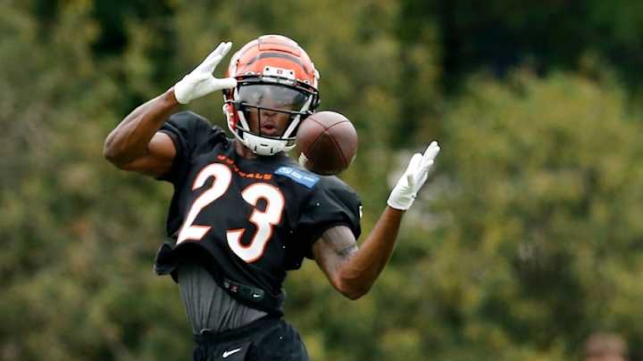 Jessie Bates Reached Out to Dax Hill Following Wednesday's Training Camp Practice