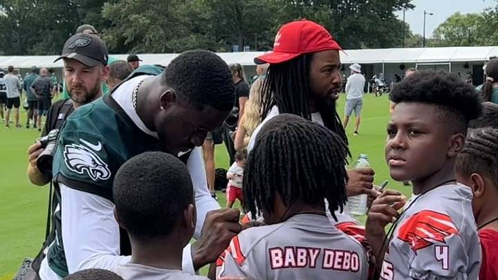 A.J. Brown Doing More Than Just Catching Passes Since Coming to Eagles A.J. Brown Doing More Than Just Catching Passes Since Coming to Eagles