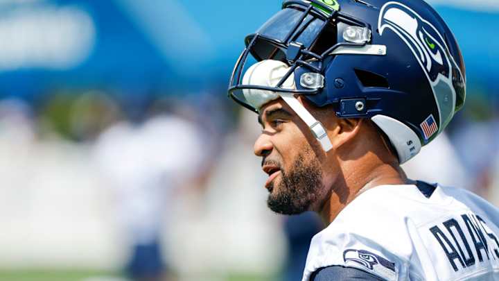 Adams Expected to Return to Seahawks Practice With Broken Finger, per Report