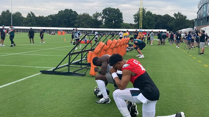 Eagles Training Camp Notebook: Defense Dominates on Day 2