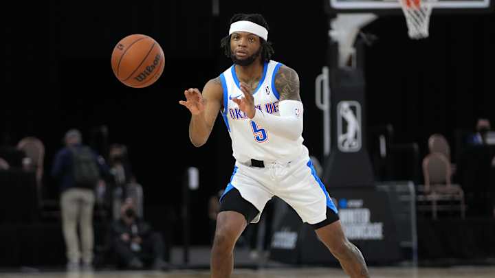 OKC Blue: Zavier Simpson Signs Exhibit-10 Deal With Magic