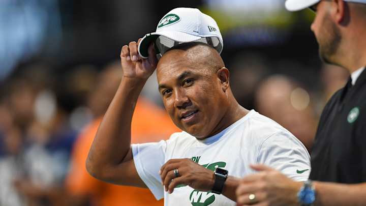 Former Georgia Football Wide Receiver, Hines Ward, Becomes XFL Head Coach Former Georgia Football Wide Receiver, Hines Ward, Becomes XFL Head Coach