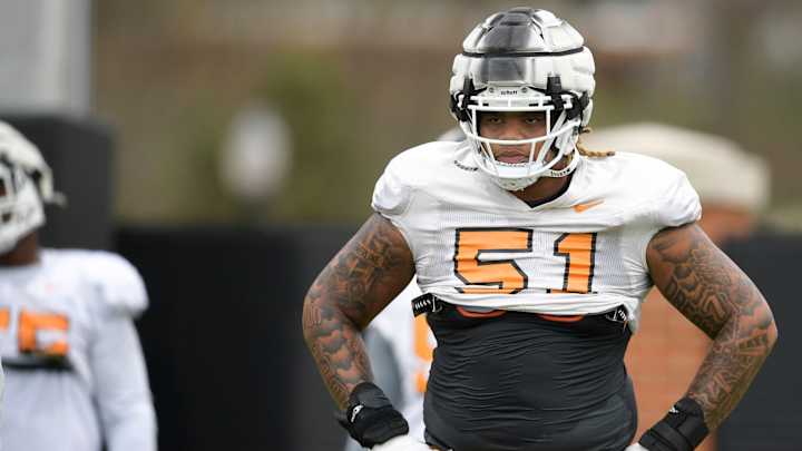 Vols OC Golesh Discusses Left Tackle Battle Heading Into Fall Camp