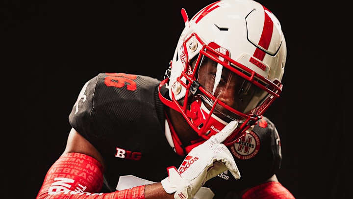 UW Offers Louisiana Edge Rusher After He Decommits from Nebraska UW Offers Louisiana Edge Rusher After He Decommits from Nebraska