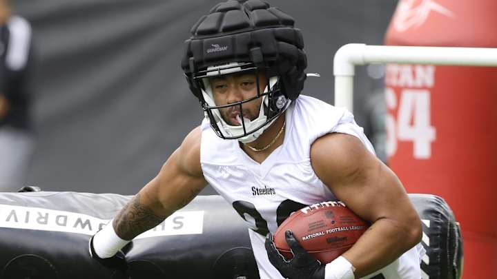 Steelers Camp Takeaways: Jaylen Warren, Mark Robinson Starting to Impress