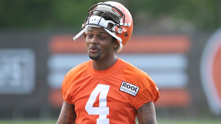 Moving On: Texans Coach Lovie Smith Addresses Deshaun Watson Suspension