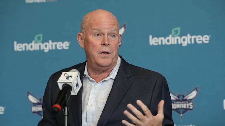 Hornets Finalize Coaching Staff