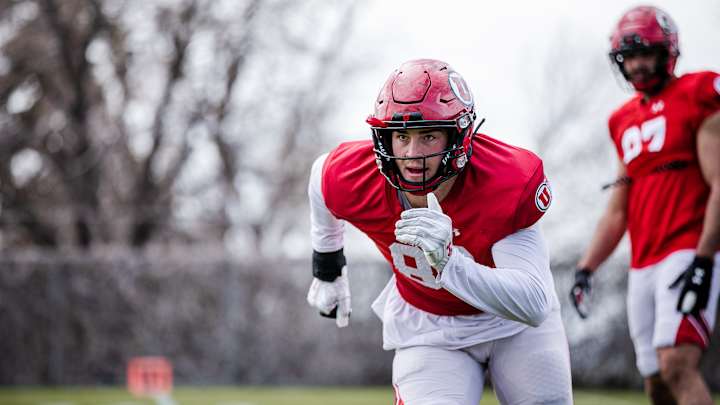 The top three players in each position group: Tight End, No. 1 Dalton Kincaid