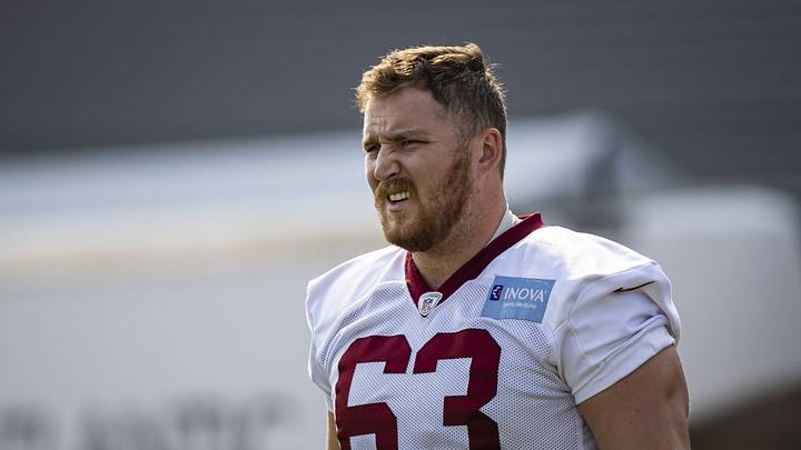 Jaguars Sign Veteran Guard Beau Benzschawel