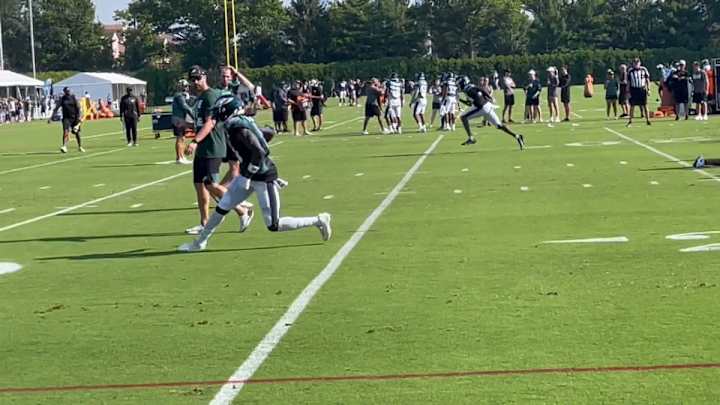 Eagles Training Camp Notebook: Offense Takes a Step Back