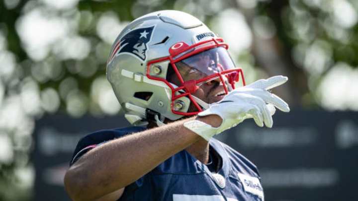 Patriots Training Camp Studs/Duds Day 8: Which Young Defenders Stand Out?