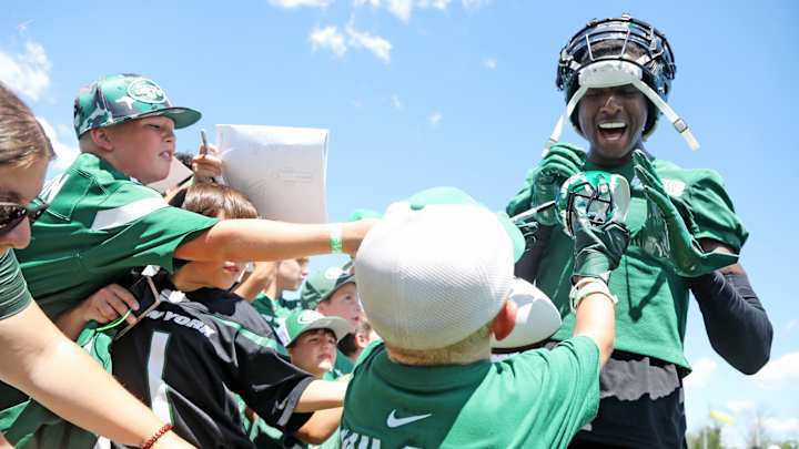 Look: Ahmad 'Sauce' Gardner Shows Off Bling on NFL Network