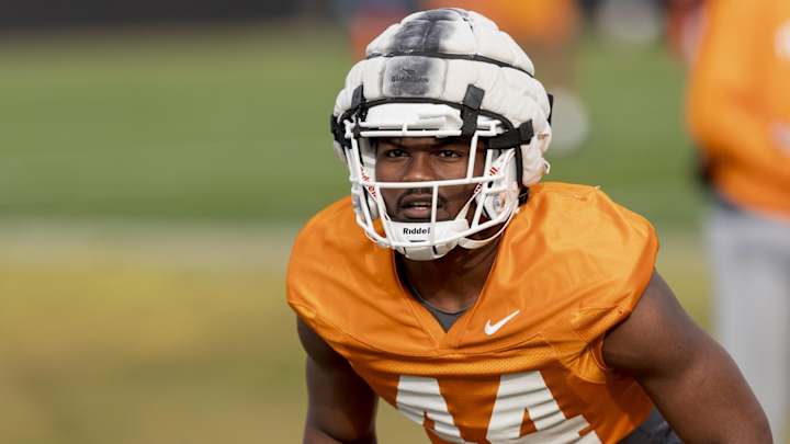 Freshman LB Herring 'Exciting' Vols Coaching Staff