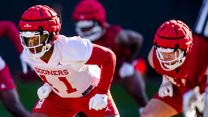 Oklahoma's Freshman Linebacker Trio Made 'Drastic Improvements' This Summer Oklahoma's Freshman Linebacker Trio Made 'Drastic Improvements' This Summer