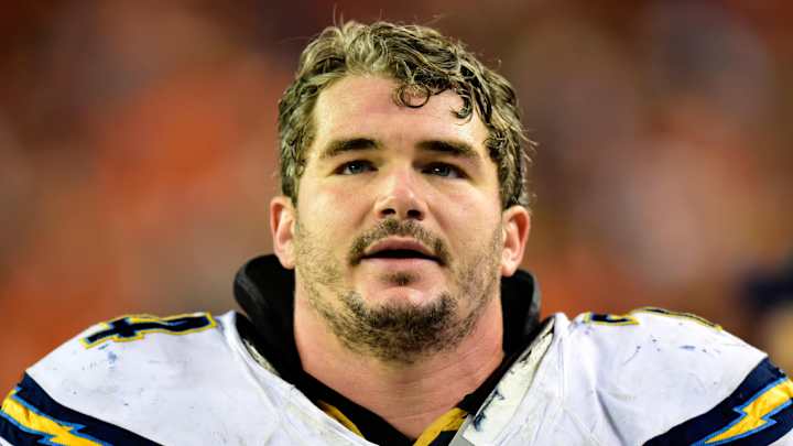 Former Pats OL Says He Got Into Car Accident as Excuse for Being Late