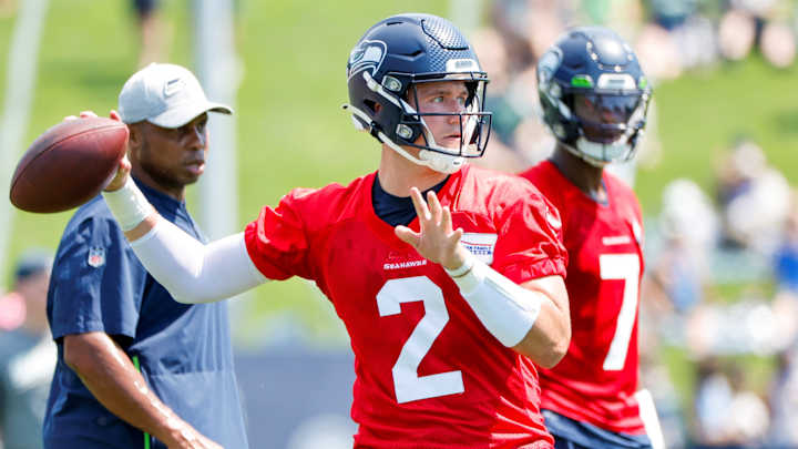 Drew Lock Closes Gap in Seahawks QB Battle With Impressive Mock Game Performance