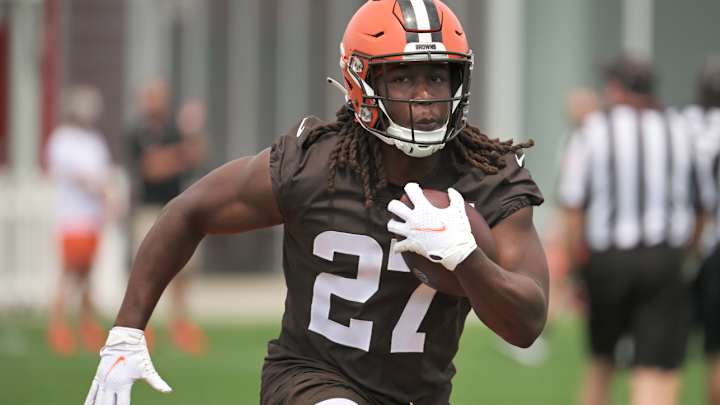 Browns’ Kareem Hunt Skips Team Drills for Second Practice, per Reports