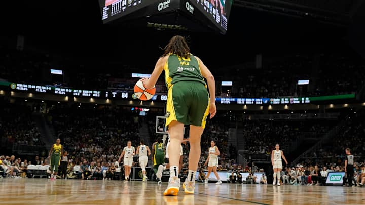 Aces Spoil Sue Bird’s Final Regular-Season Home Game Aces Spoil Sue Bird’s Final Regular-Season Home Game