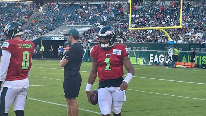 Eagles Training Camp Notebook: Run Game Starts Cooking Eagles Training Camp Notebook: Run Game Starts Cooking