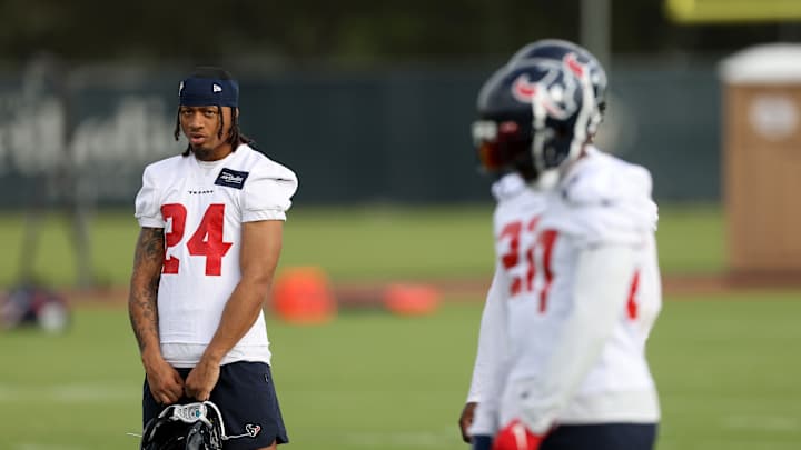 Texans Playing Waiting Game With Rookie CB Derek Stingley Jr. Texans Playing Waiting Game With Rookie CB Derek Stingley Jr.