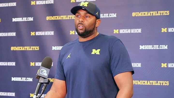 Sherrone Moore Shares Glowing Comments About Michigan Football Tight End Room