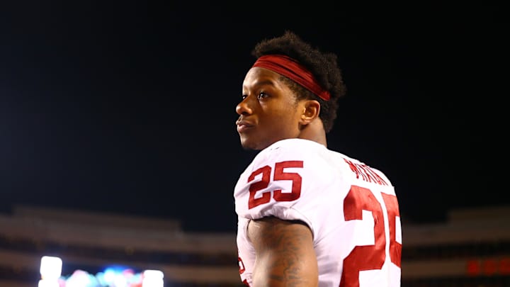 Joe Mixon Offers 'Highest Support' for Cale Gundy, 'Extreme Disappointment' at Oklahoma