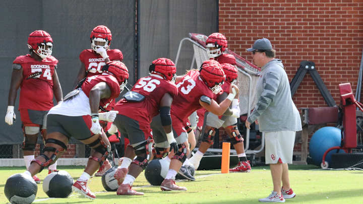Oklahoma Spring Review: Offensive Line Needs Numbers and Some Good Luck Oklahoma Spring Review: Offensive Line Needs Numbers and Some Good Luck