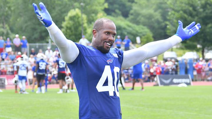 Von Miller Is Doing Some Major Recruiting for the Bills