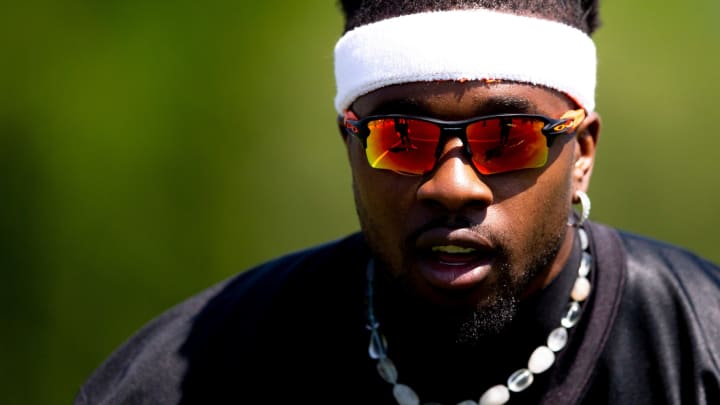 Watch: Chidobe Awuzie Goes Through 7-on-7 Drills