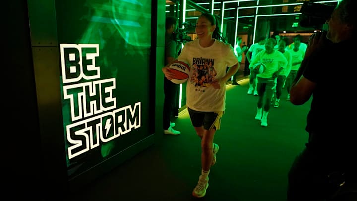 SI:AM | The GOAT’s Seattle Sendoff