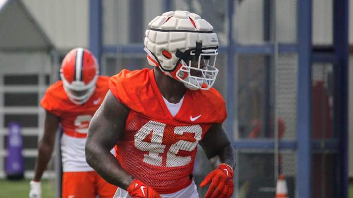 Clemson Linebacker Wants to 'Hurt Somebody'
