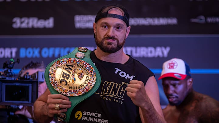 Tyson Fury Criticizes Oleksandr Usyk, Anthony Joshua Bout