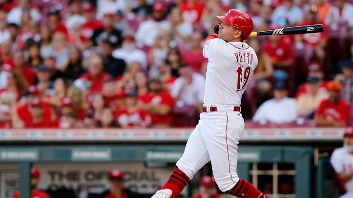 LOOK: Joey Votto's Viral Twitter Thread