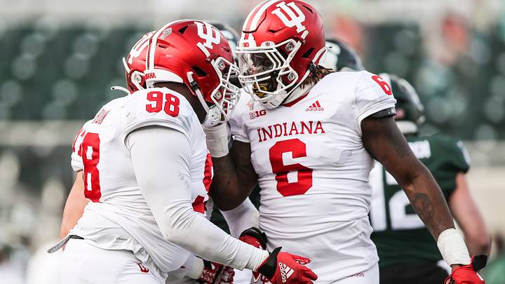 James Head Jr. Learns From D-Line Coach Paul Randolph, the 'Pass-Rush Master'
