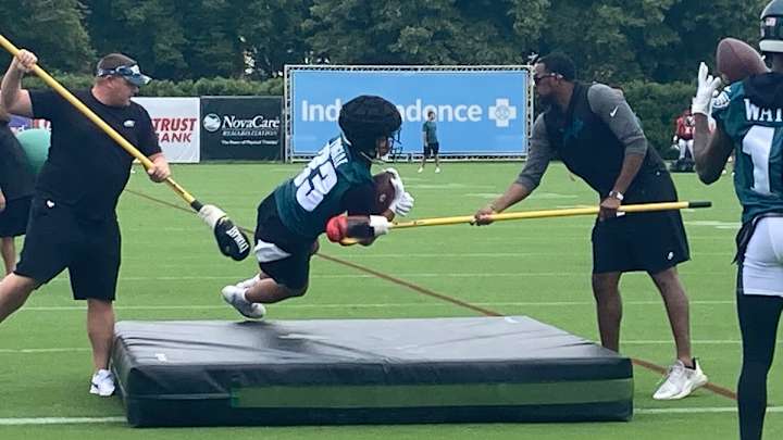 Jason Michael Offers a Deep Dive Into the Eagles' Tight End Hopefuls Jason Michael Offers a Deep Dive Into the Eagles' Tight End Hopefuls