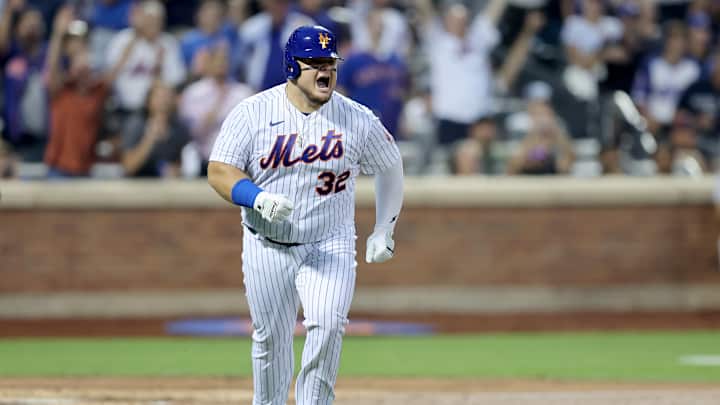 Daniel Vogelbach Has Become Folk Hero For New York Mets