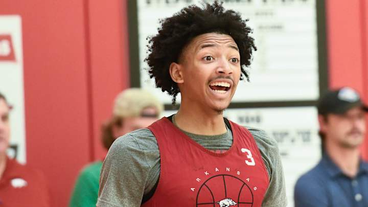 Razorbacks Overcome Slow Start to Win in Barcelona