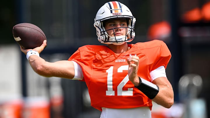 Auburn football practice observations: Holden Geriner with the first-team