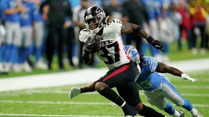Falcons CB Dee Alford Impressing Coach Arthur Smith: 'All He's Done is Work'