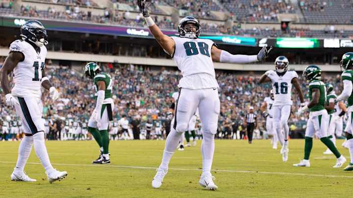 Eagles Start Strong, Fade Late in 24-21 Loss to Jets in Preseason Opener