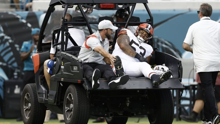 Nick Harris Likely Lost for Season After Preseason Game Knee Injury