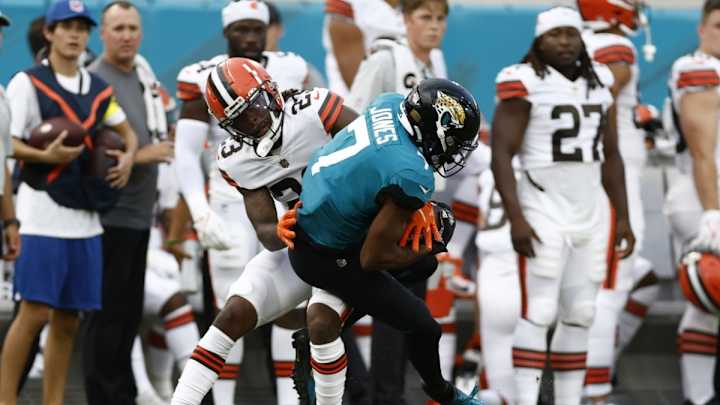 Jaguars vs. Browns: Zay Jones and Other Winners in Preseason Home Opener