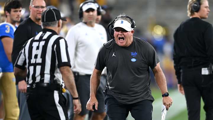 Preseason AP Poll: UCLA Football Ekes Out Receiving Votes Spot